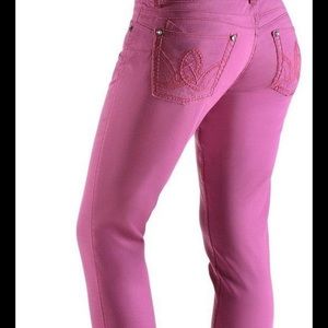 RARE Wrangler pink stretch jean, skinny